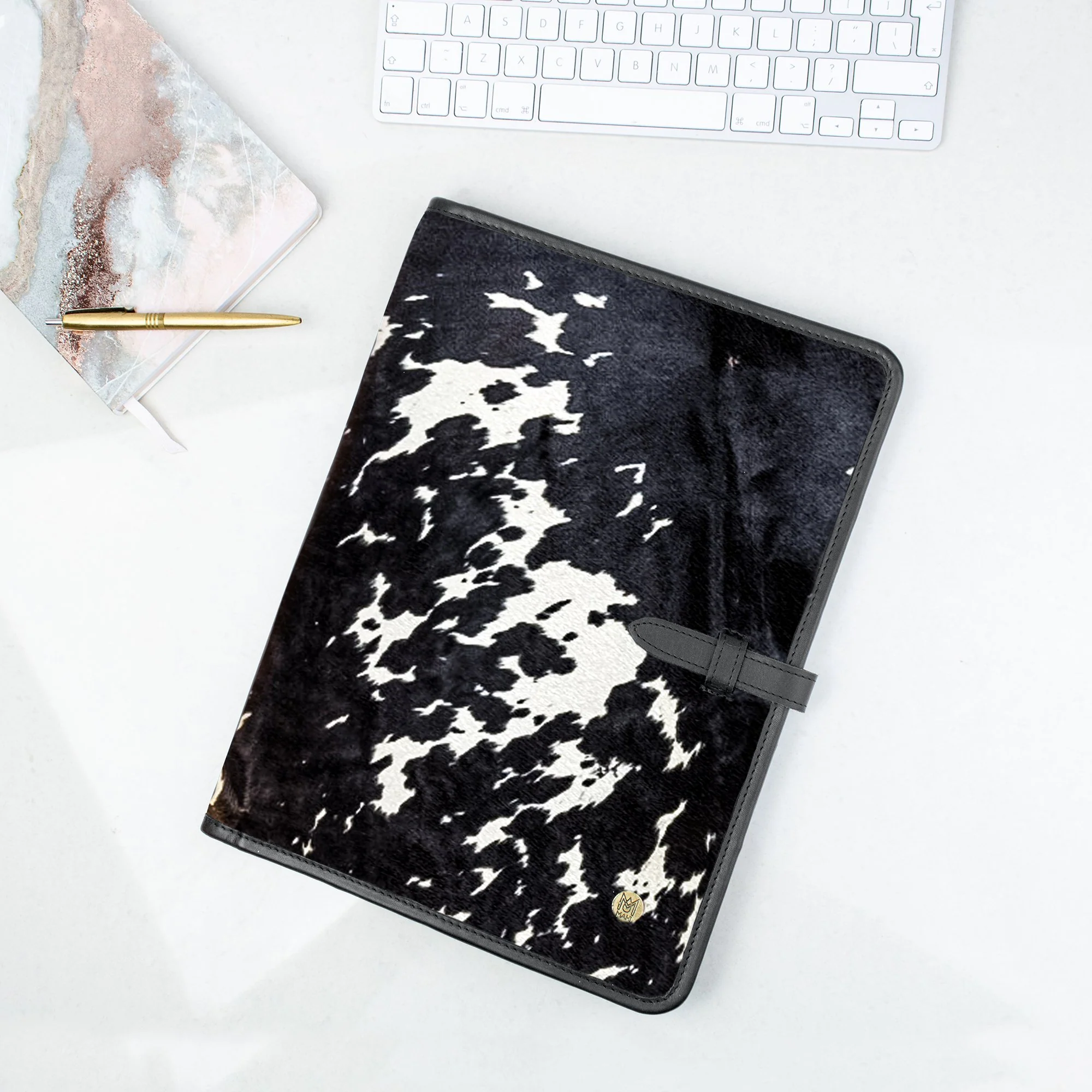 Classic Cowhide Portfolio - Image 2
