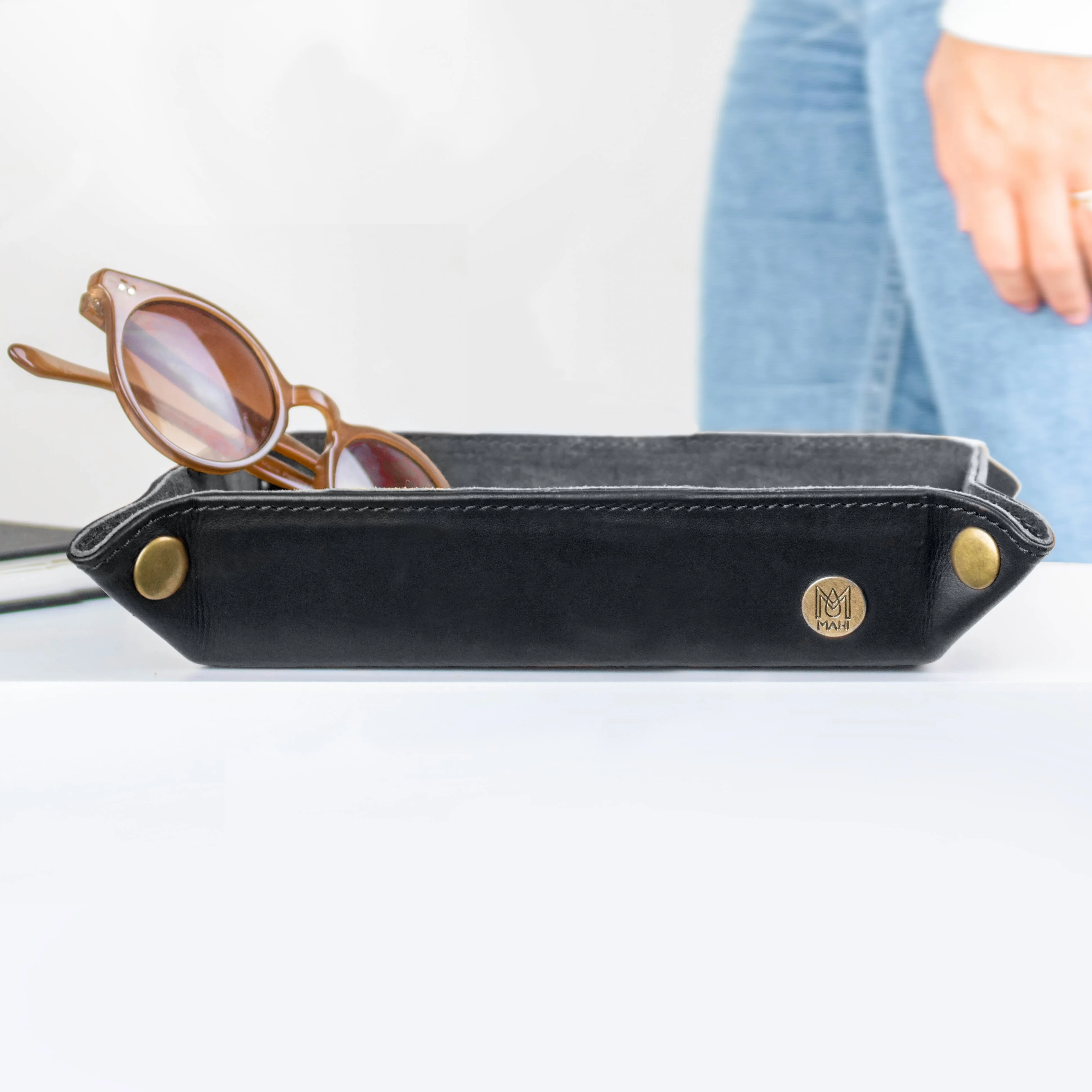 Classic Valet Tray (Medium) - Image 2